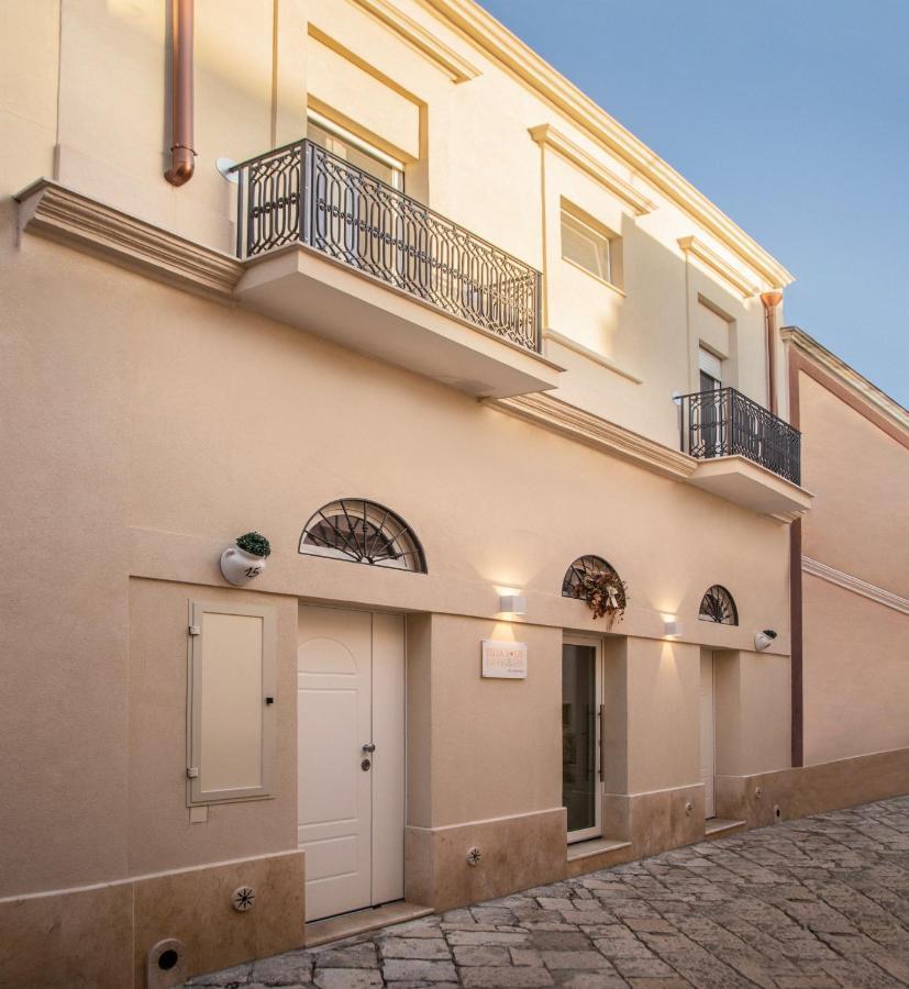 Filia Solis - Old Town Suites & Spa Brindisi Zewnętrze zdjęcie